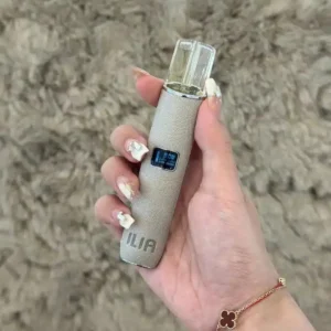 ILLA哩啞一代皮革主機